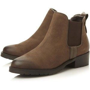 STEVE MADDEN Short Ankle Chelsea Boots (Size 7.5)